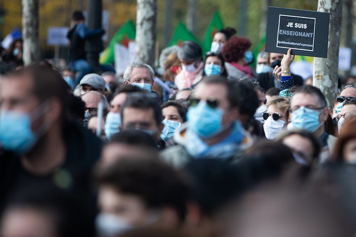 Welkom in het Europa van keel afsnijdende ‘jongeren’