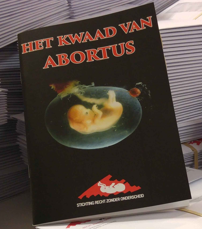 Pro-life brochure werpt licht op de duistere realiteit van abortus