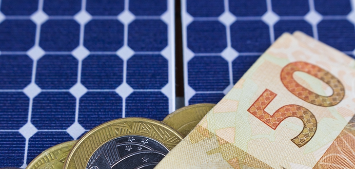 Nieuwe klimaatdwang: overheid wil verplicht zonnepanelen op onze daken