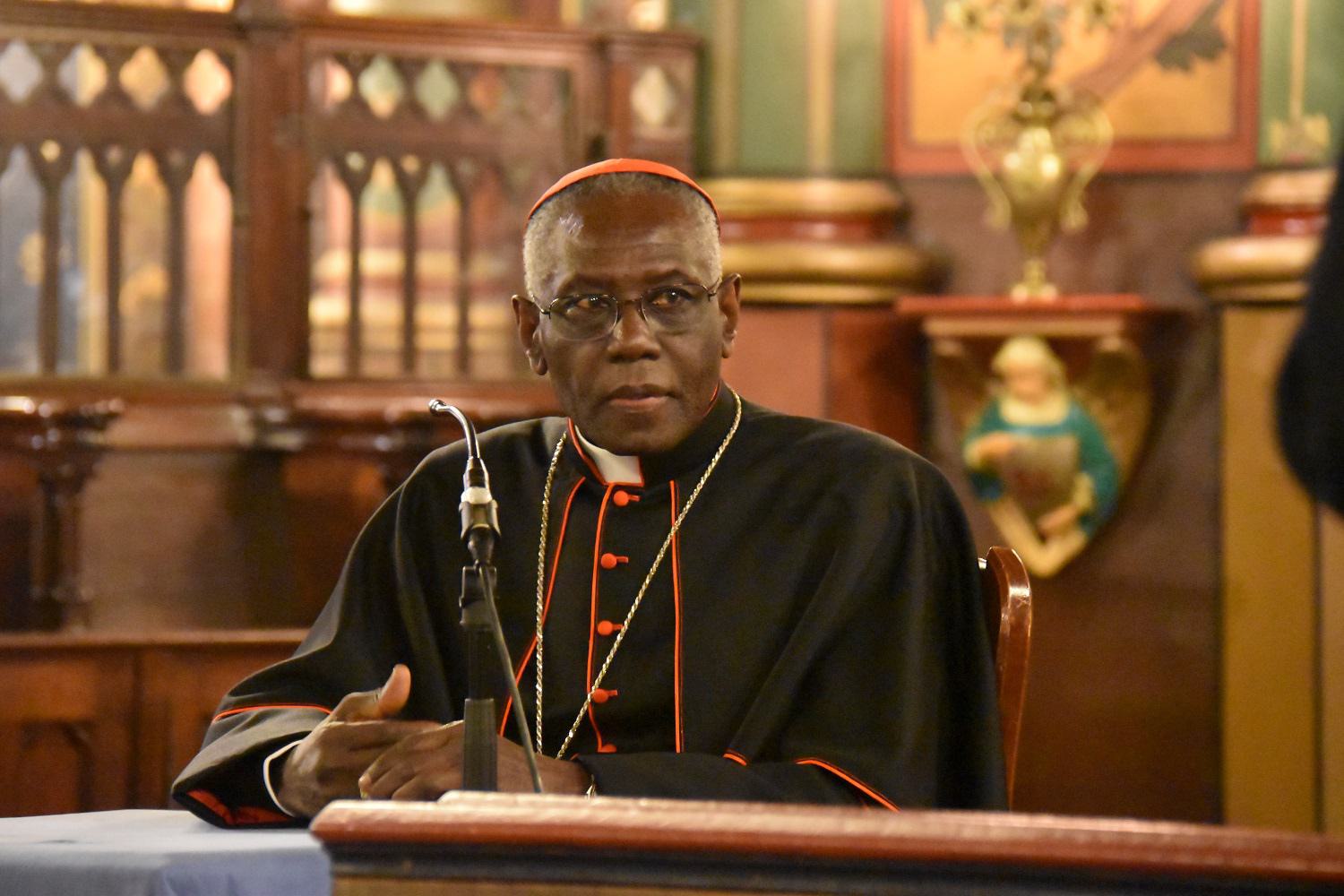 Bisschop: ‘Massamigratie ondermijnt cultuur Europese landen’