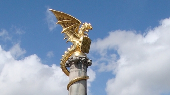 Met de bus naar Mars voor het Leven: Nijmegen-Den Haag en terug