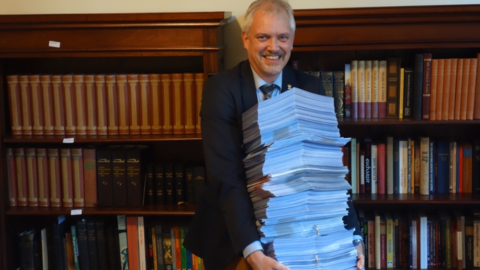 Burgemeester Hamming weigert Zwarte Piet-petitie aan te nemen