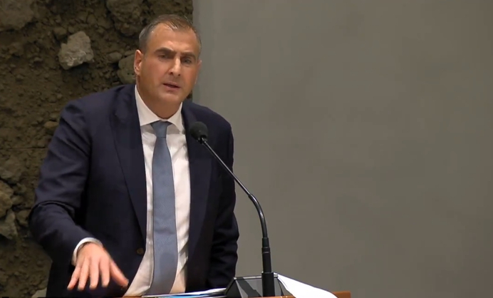 Wie is Gidi Markuszower, minister van immigratie?