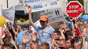 Half miljoen handtekeningen vragen Pools parlement om abortusverbod