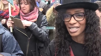 Sylvana Simons sluit zich aan bij pro-Hamasgroepering