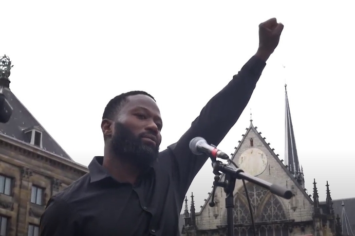 Facebook gaat met Jerry Afriyie in gesprek over het censureren van Zwarte Piet