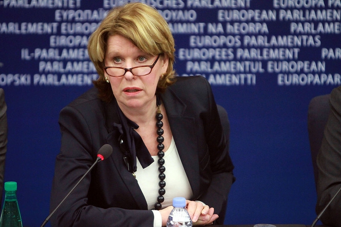 Pensioenprominent Corien Wortmann tegen Cultuur onder Vuur: 'Ik verzoek u dringend mijn naam te verwijderen'