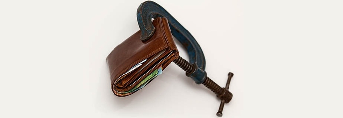 Draaischroef op portemonnee