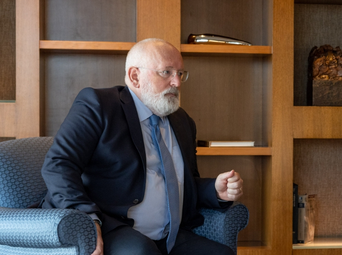 Frans Timmermans deelt zijn goede voornemen voor 2025: premier worden