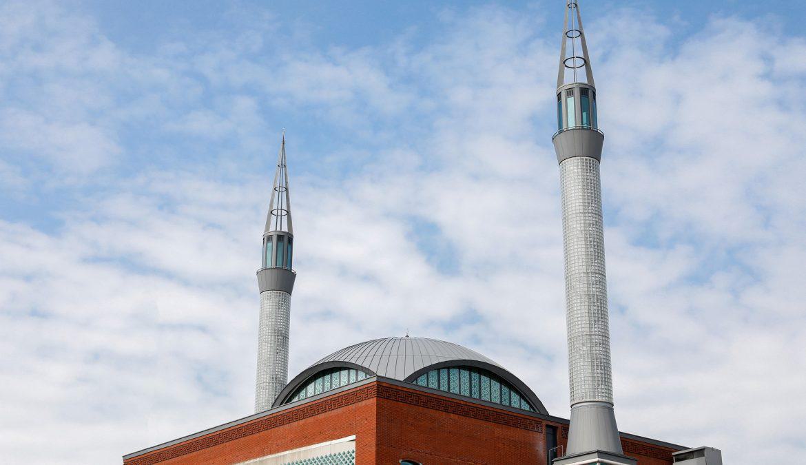 Teken de petitie: stop het ‘Allahu akbar’ van de minaretten!