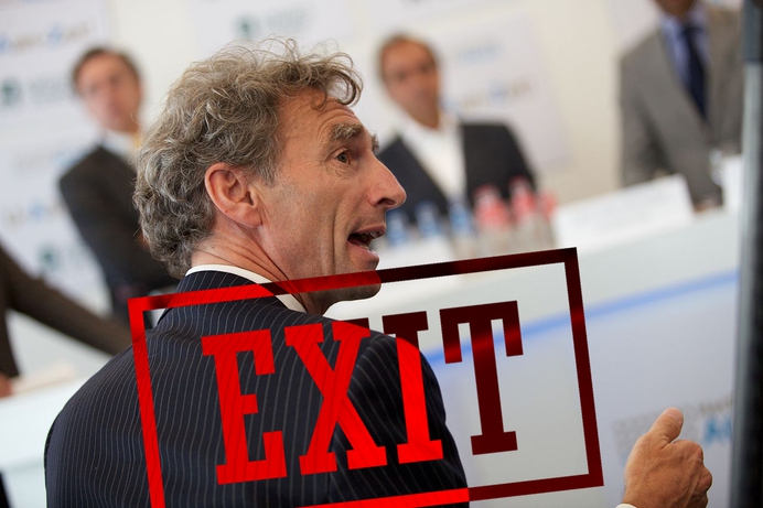 GroenLinks-PvdA senator en pensioenbestuurder Paul Rosenmöller vertrekt abrupt bij ABP na aanhoudende kritiek op klimaatpolitiek