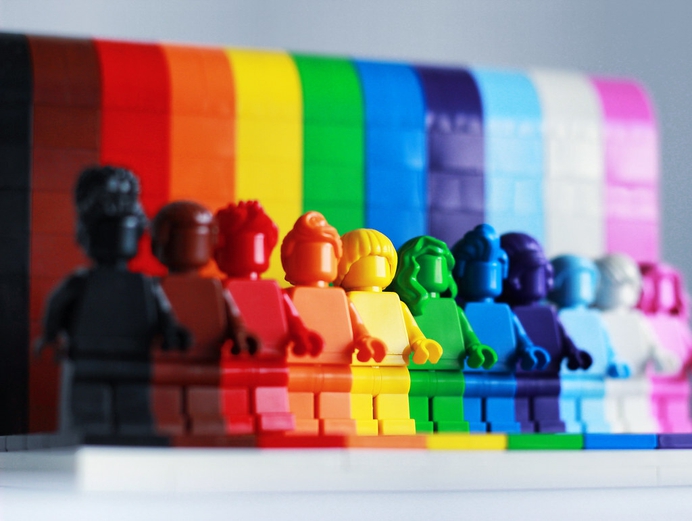 LEGO-speelgoed duikt de woke-wereld in
