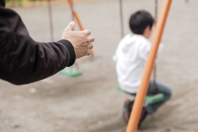 10 nieuwe tekenen dat pedofilie in opkomst is