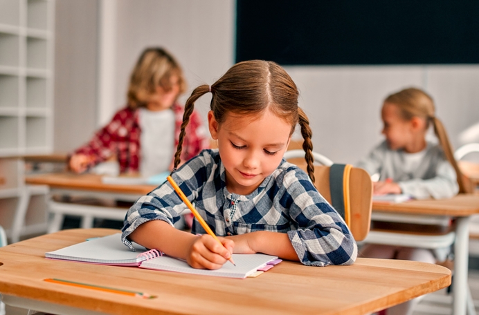 Basisschooldirectrice: ‘Door Gezin in Gevaar past onze school noodgedwongen de Lentekriebels-lessen aan’