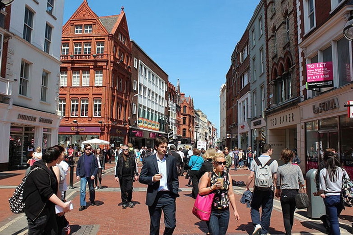 Ierland stemt overweldigend vóór gezin en moederschap