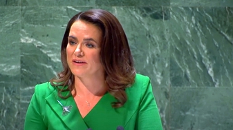 Hongaarse presidente: demografische crisis véél ernstiger dan klimaat