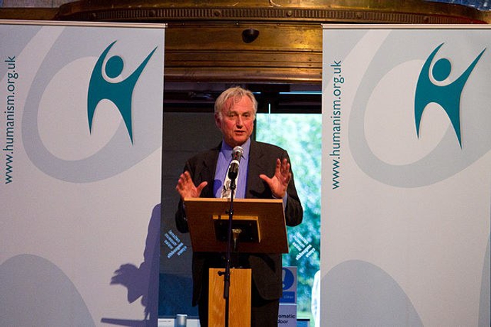 Richard Dawkins gelooft in de wetenschap en verwerpt genderideologie