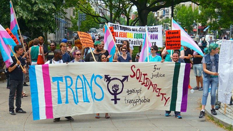 Radboud Universiteit bagatelliseert explosieve toename transgenders: ‘Men kijkt weg’