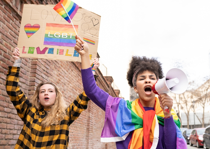 Hoe transradicalen de lhbt-beweging een nederlaag hebben toegebracht