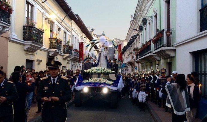 2016 Our Lady of Good Success 25 Year Crowning Rosary Dawn Procession 2016 Humvee