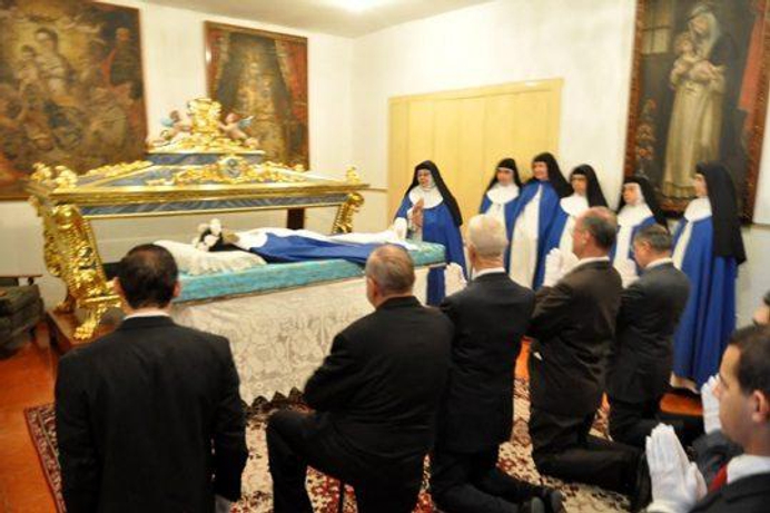 2016 Transfer Incorrupt Body of Sister Mariana de Jesus Torres 1
