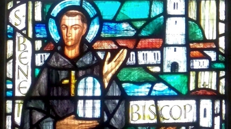Sint-Benedictus Biscop bracht Engeland het glas-in-lood
