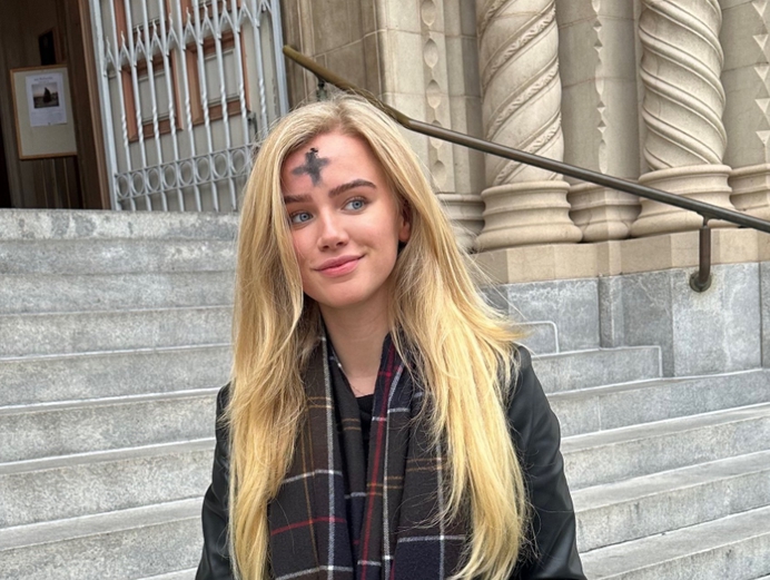 Eva Vlaardingerbroek over haar katholieke geloof: "Ik nam een sprong in het diepe"