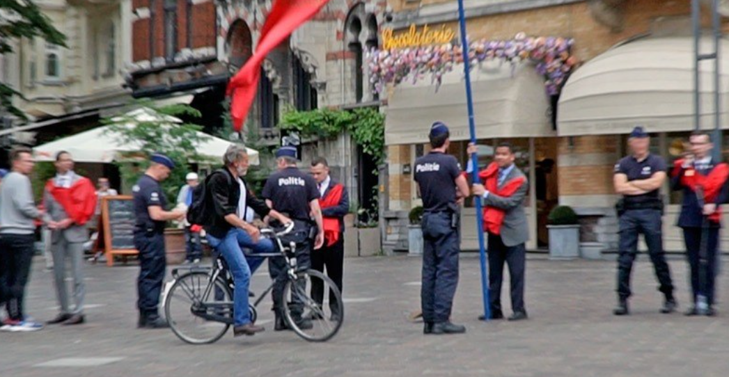 Hoezo godsdienstvrijheid? Burgemeester in Gent verbiedt bidden tegen Pridemaand