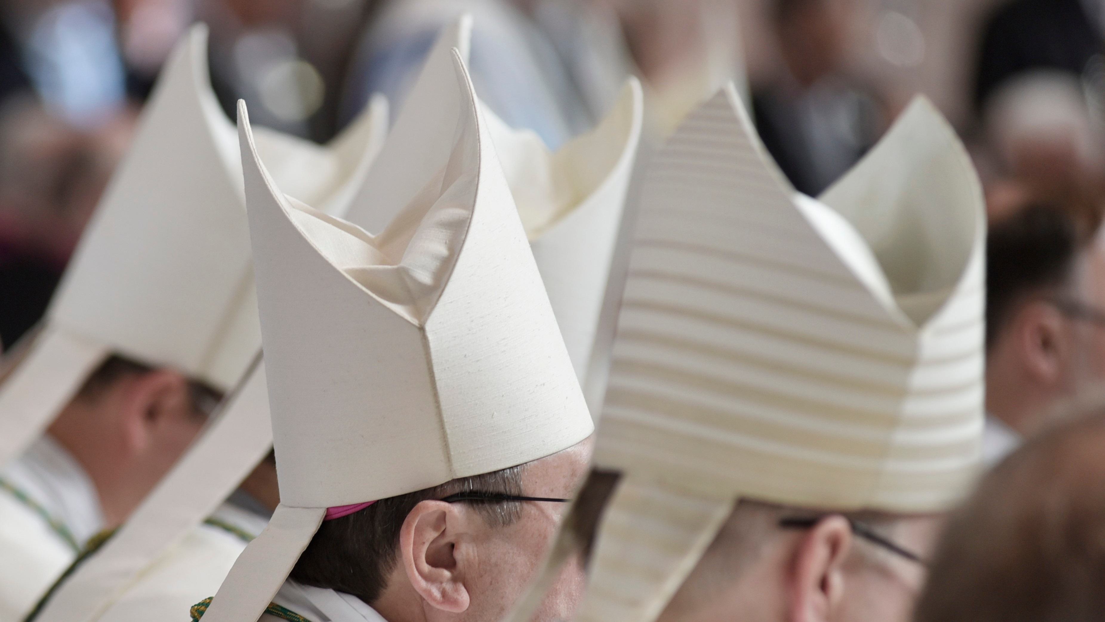 Nieuwe petitie roept Vlaamse bisschoppen op: geef geen 'homozegen'