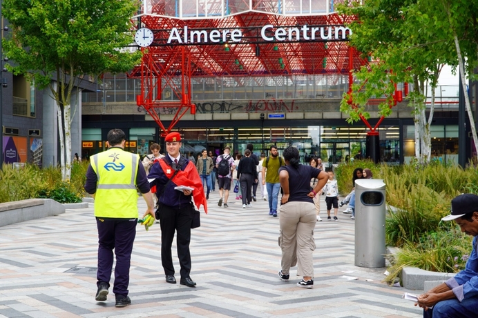 Politie Almere schendt vrijheid van meningsuiting van pro-lifers