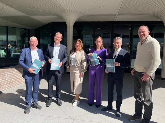 Kamerleden krijgen informatiegids over de onmogelijkheid om van abortus een mensenrecht te maken