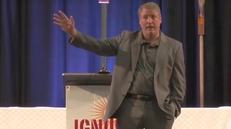 Amerikaanse pro-lifer opgepakt wegens verdediging kind tegen abortusactivist