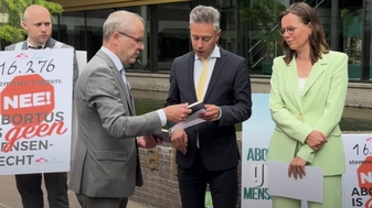 Goed nieuws: Kamer verwerpt D66-nota. Abortus is dus géén ‘mensenrecht’