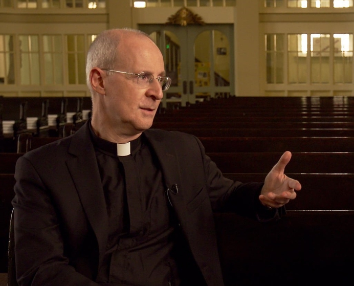 Het verraderlijke ‘pro-life’ standpunt van pater James Martin