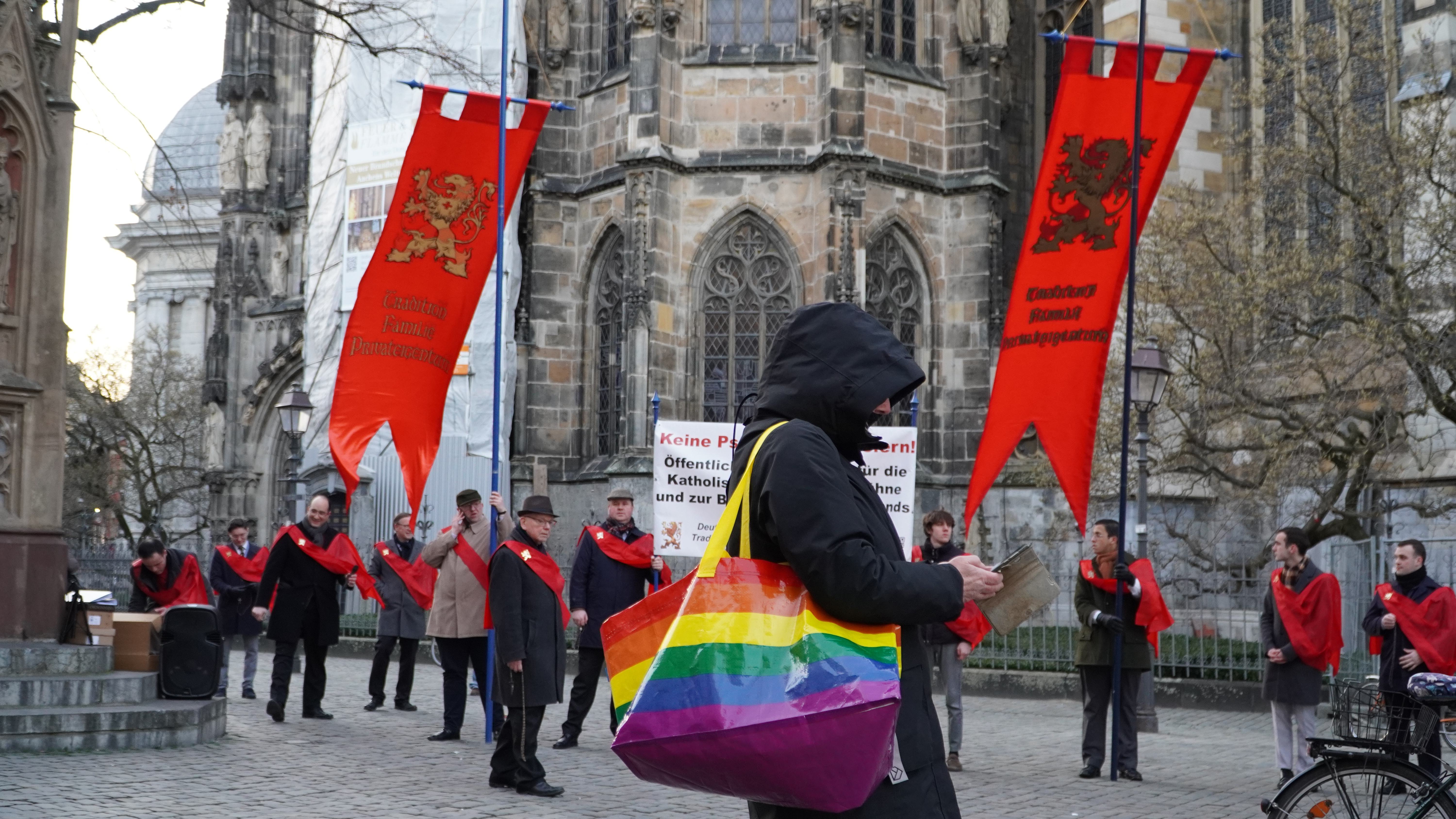 In Aachen Public Act of Reparation and Conference - No to pseudo-blessings for homosexual couples in Catholic parishes!
