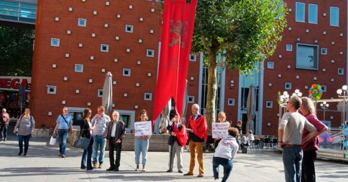 TFP volunteers protest against sexual indoctrination of children: LGBT activists lose control