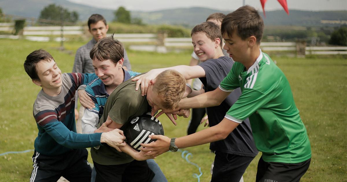 Ireland: Young men discover what Chivalry is