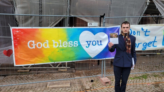 Say no to the German Synodal Committee! - Public rosary in Essen